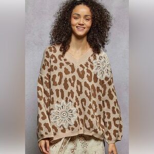 POL V Neck Oversized Long Sleeve Crochet Leopard Pattern Sweater Top Large NEW